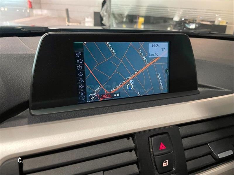 BMW Serie 3 318d Touring 5p.