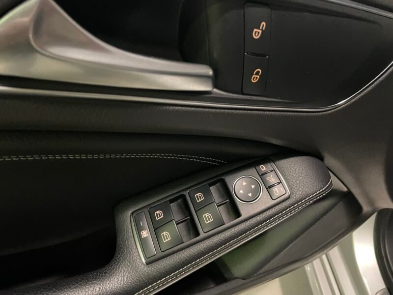 MERCEDES-BENZ Clase A 180 CDI AUTOMATICO