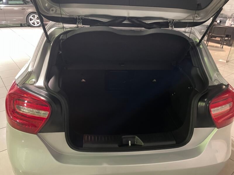 MERCEDES-BENZ Clase A 180 CDI AUTOMATICO