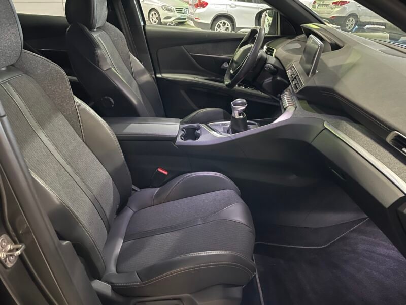 PEUGEOT 3008 2.0 BLUE HDI 150cv SS