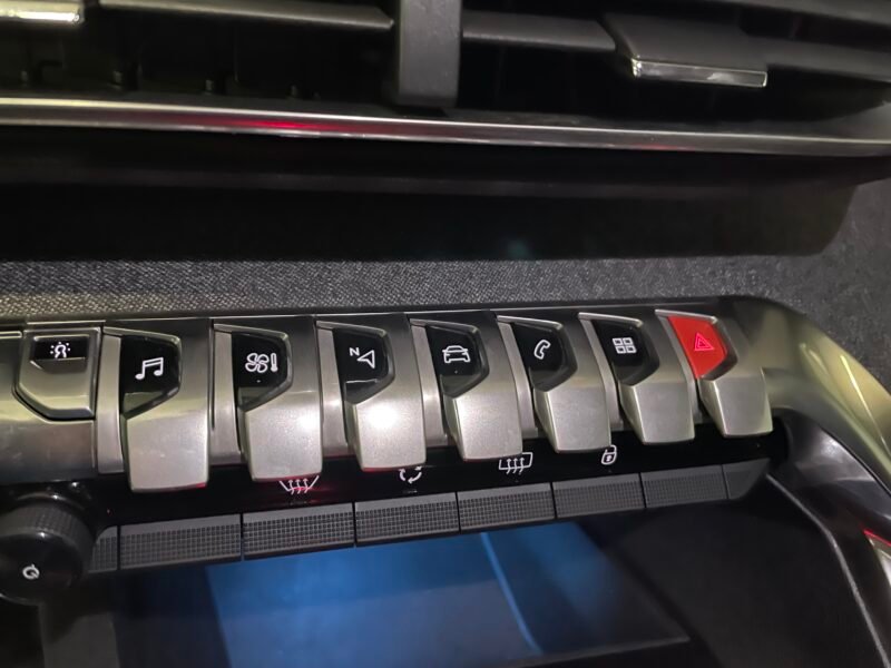 PEUGEOT 3008 2.0 BLUE HDI 150cv SS