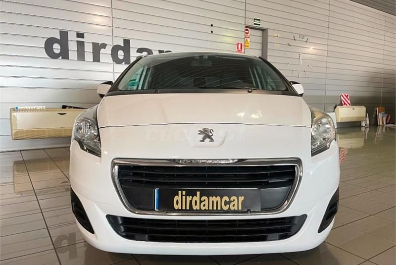 PEUGEOT 5008 Access 1.6 VTi 120 5p.