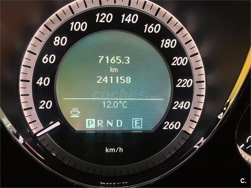 MERCEDES-BENZ Clase E Coupe E 220 CDI Blue Efficiency Avantg. 2p.