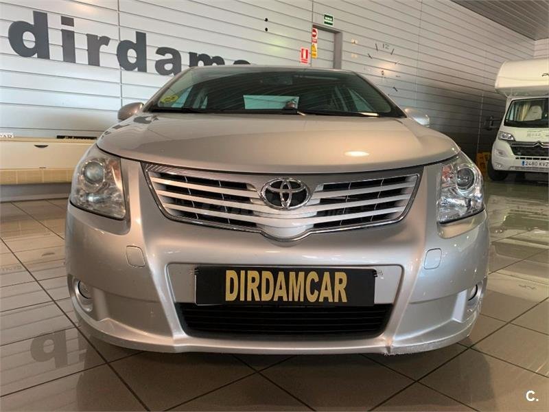TOYOTA Avensis 2.0 D4D Active 4p.