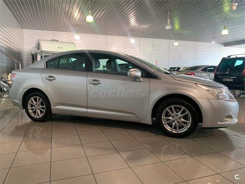 TOYOTA Avensis 2.0 D4D Active 4p.