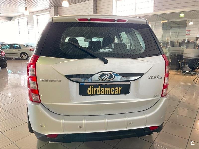 MAHINDRA XUV500 FWD 4X2 W8 7 plazas 5p.