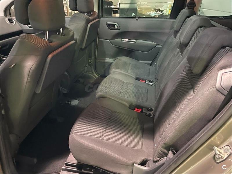 PEUGEOT 5008 Allure 2.0 HDI 150 FAP 5p.