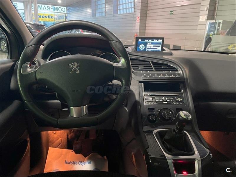 PEUGEOT 5008 Allure 2.0 HDI 150 FAP 5p.