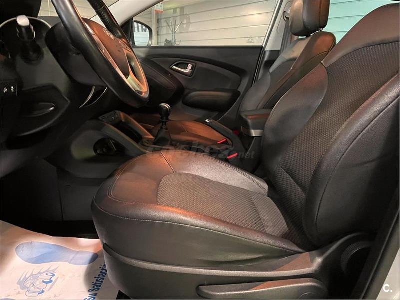 HYUNDAI ix35 1.7 CRDi SLE Sky 4×2 5p.