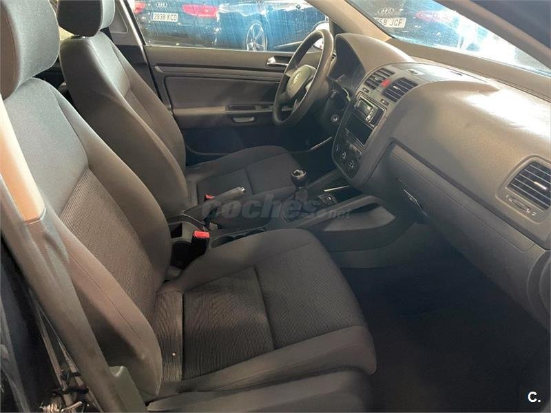 VOLKSWAGEN Golf 2.0 SDI Conceptline 5p.