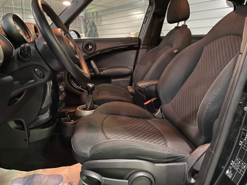 MINI COUNTRUMAN COOPER S