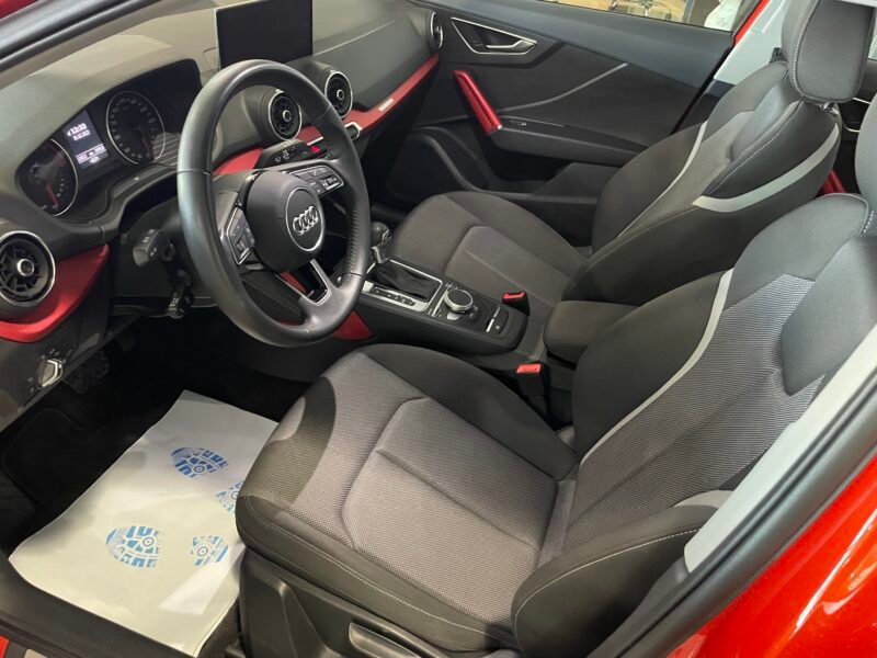 AUDI Q2 30TDI SPORT