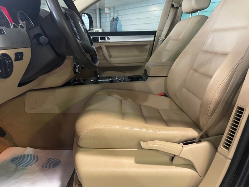 VOLKSWAGEN TOUAREG 3.0 TDI 240CV