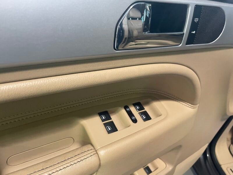 VOLKSWAGEN TOUAREG 3.0 TDI 240CV