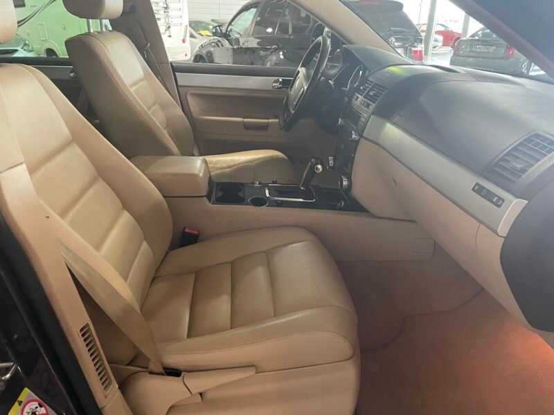 VOLKSWAGEN TOUAREG 3.0 TDI 240CV