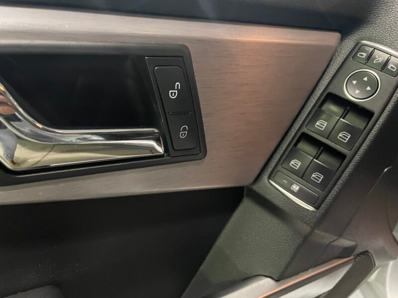 MERCEDES-BENZ GLK 220CDI 4M 7G