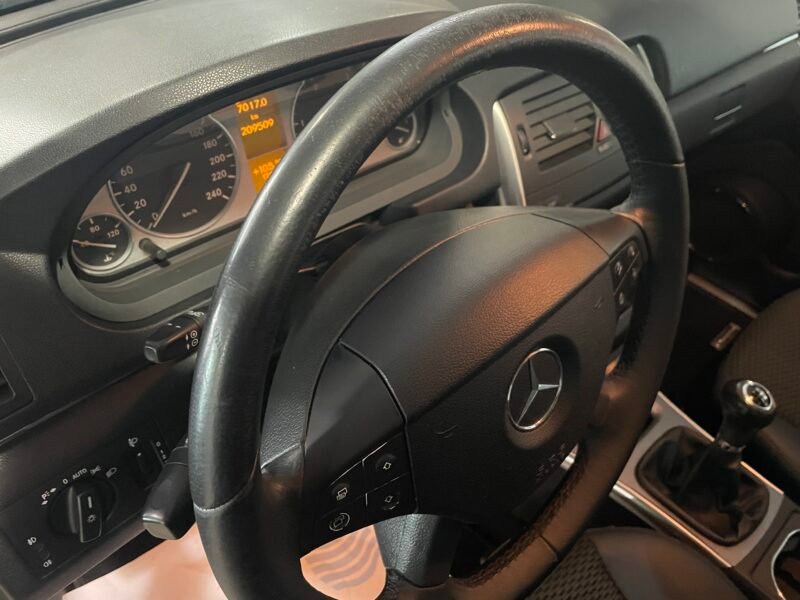 MERCEDES-BENZ CLASE B 200CDI