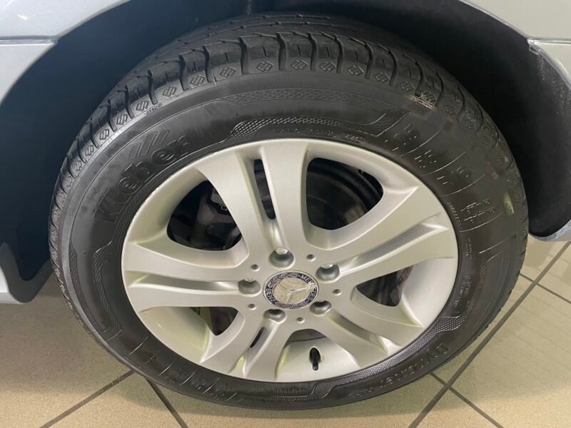 MERCEDES-BENZ CLASE B 200CDI