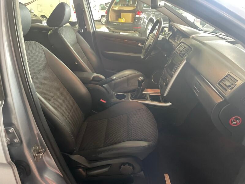 MERCEDES-BENZ CLASE B 200CDI