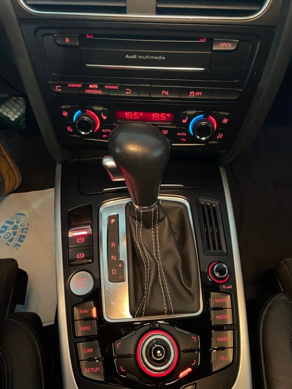 AUDI S5 3.0 FSI 333CV