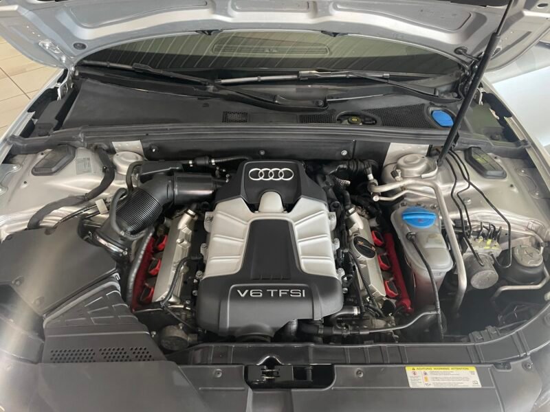 AUDI S5 3.0 FSI 333CV