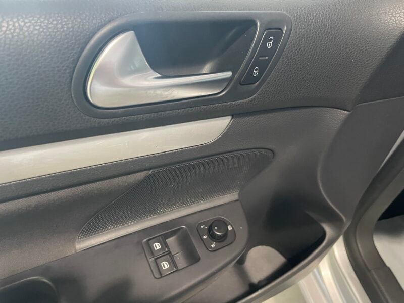 VOLKSWAGEN Golf 1.9 TDI 90