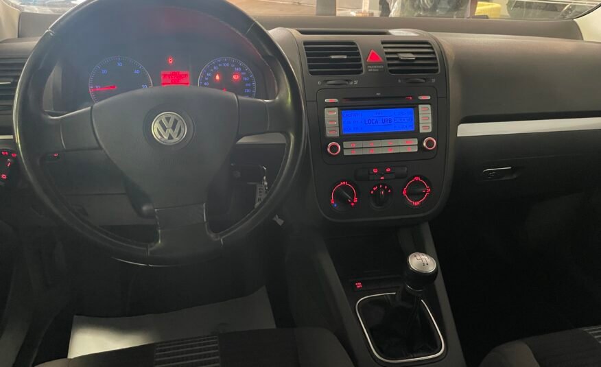 VOLKSWAGEN Golf 1.9 TDI 90