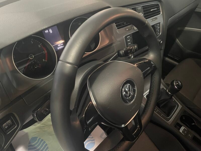 VOLKSWAGEN Golf 1.2 TSI