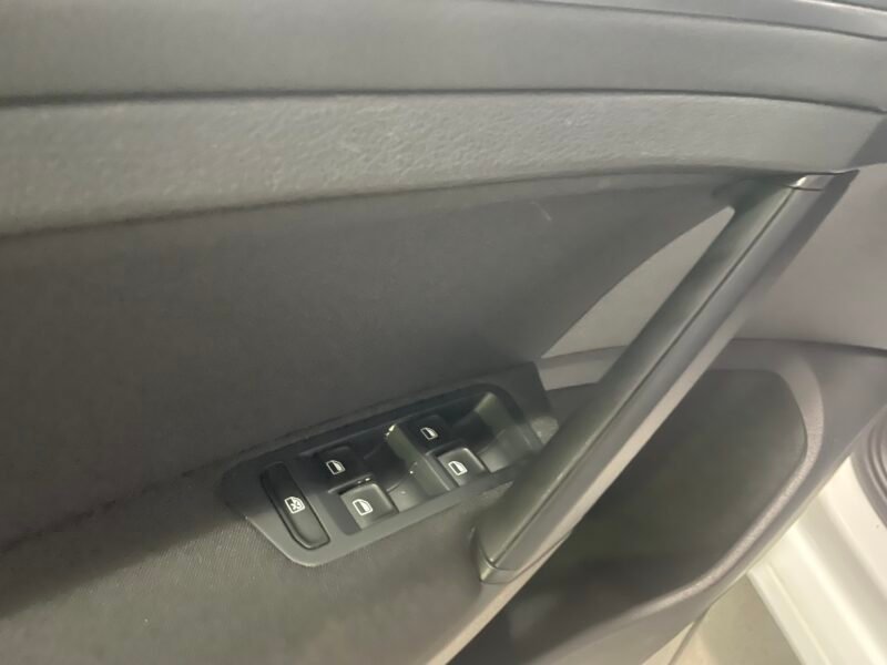 VOLKSWAGEN Golf 1.2 TSI