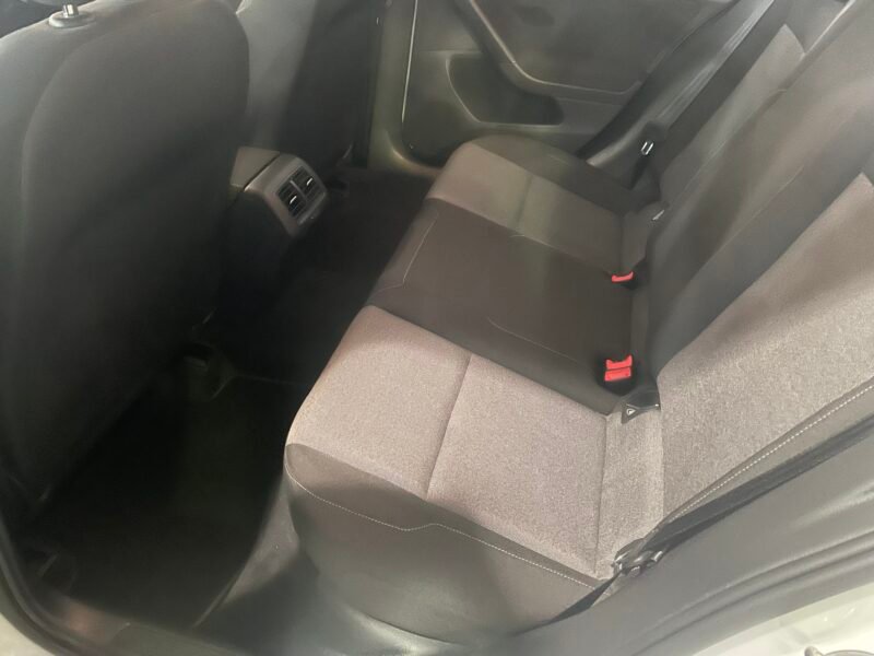 VOLKSWAGEN Golf 1.2 TSI