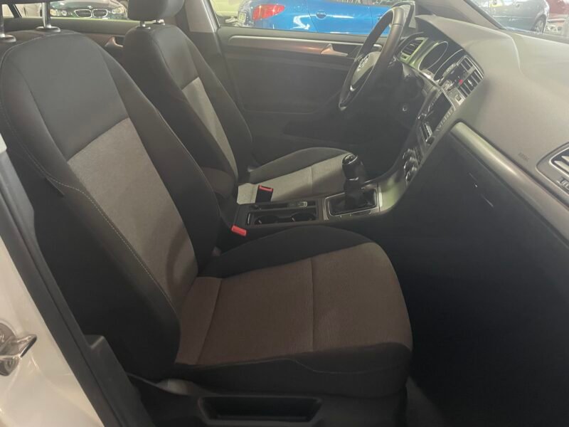 VOLKSWAGEN Golf 1.2 TSI