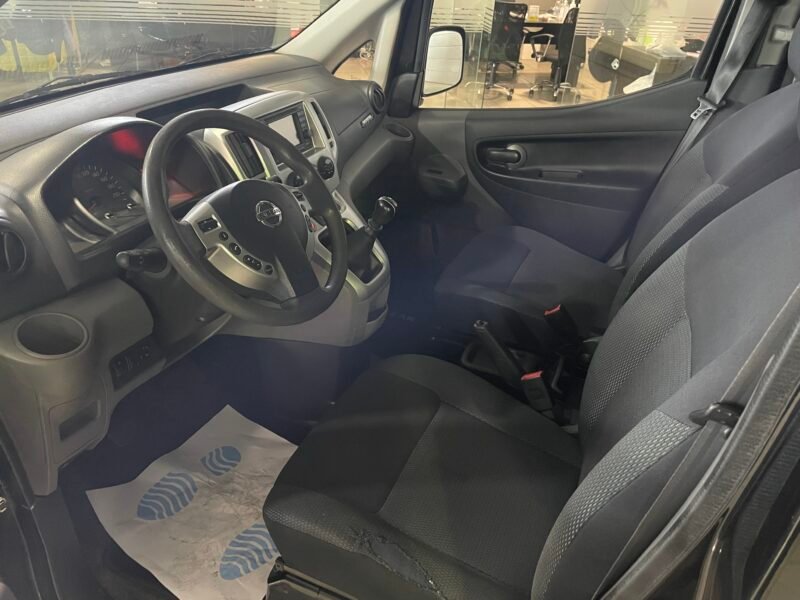 NISSAN NV 200 EVALIA