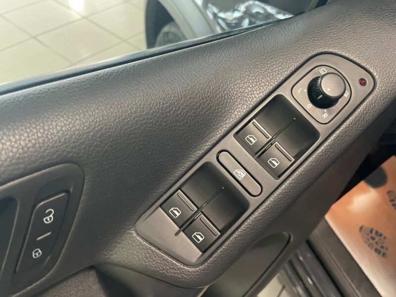 VOLKSWAGEN Tiguan 2.0 TDI 110CV 4X2