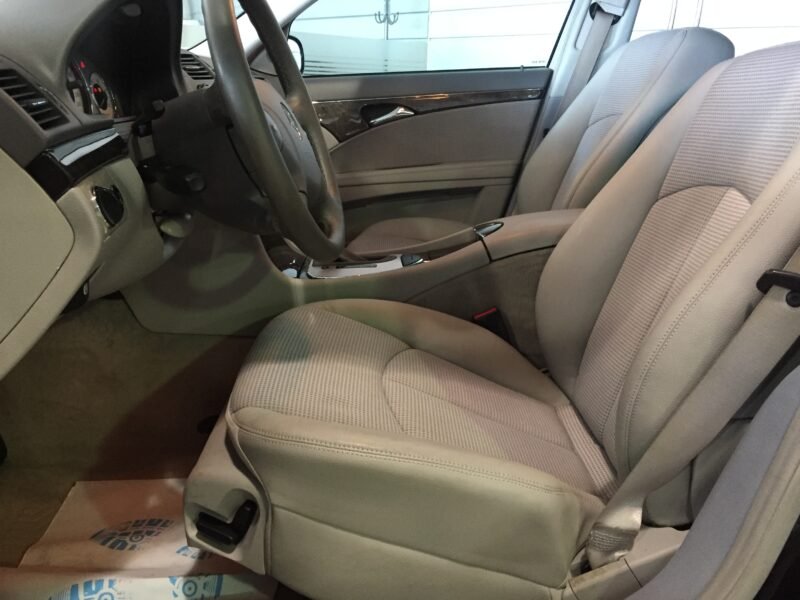 MERCEDES-BENZ clase e220cdi 220 cdi Auto. Avantgarde