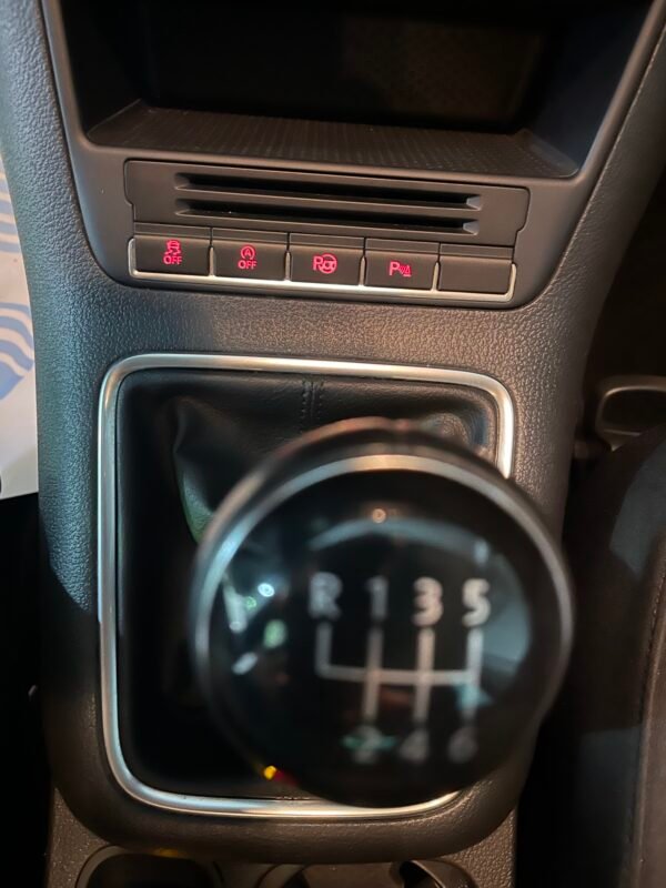 VOLKSWAGEN Tiguan 2.0 TDI