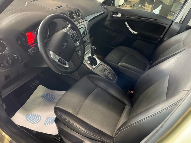 FORD GALAXI 2.0 TDCI GHIA AUTO