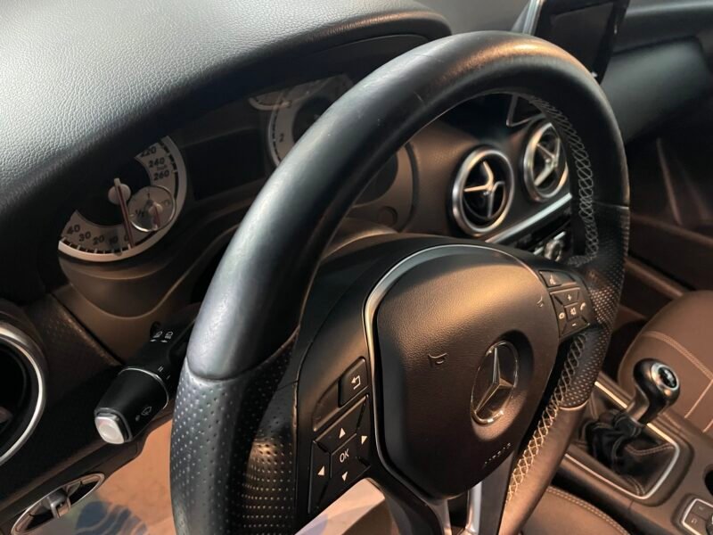 MERCEDES-BENZ CLASE A 200 CDI 200 CDI URBAN