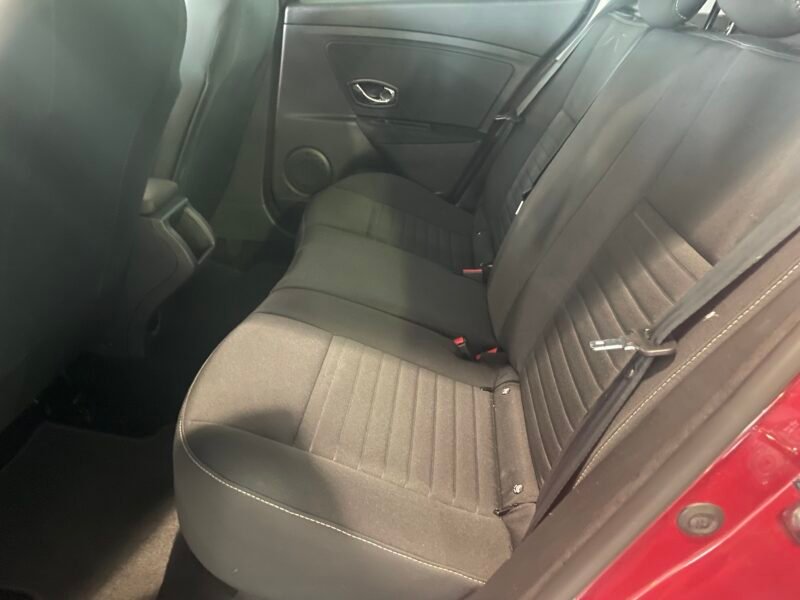 RENAULT Megane 1.2 TCE LIMITED