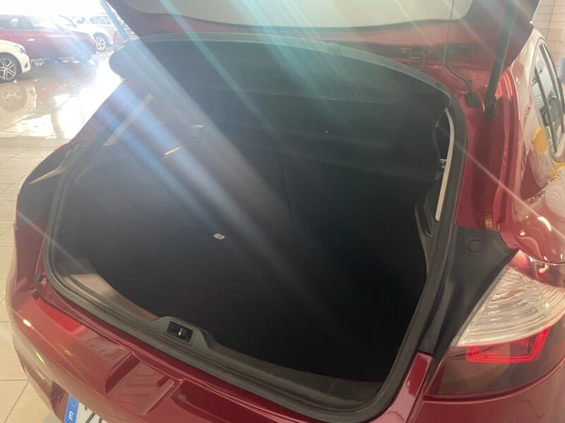 RENAULT Megane 1.2 TCE LIMITED