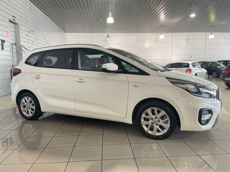 KIA CARENS 1.7 CDRI 115