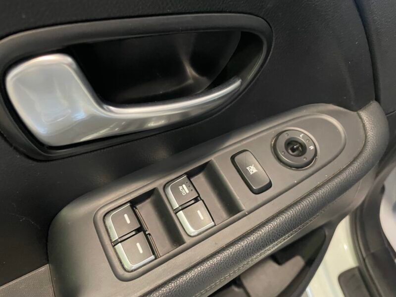 KIA CARENS 1.7 CDRI 115