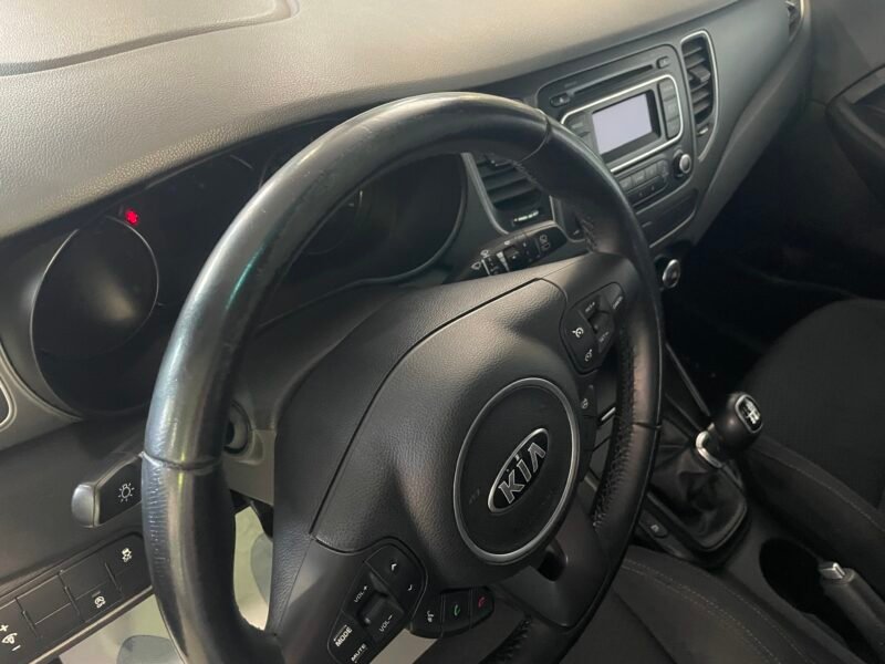 KIA CARENS 1.7 CDRI 115