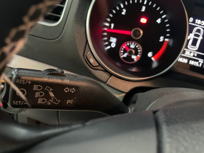 VOLKSWAGEN Golf 1.6 TDI 105cv Edition 5p.