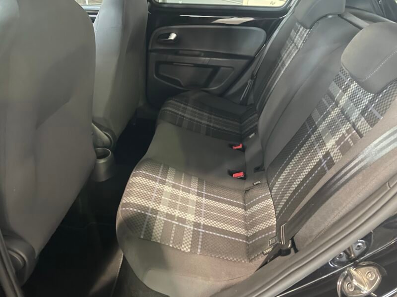 VOLKSWAGEN UP 1.0 60CV