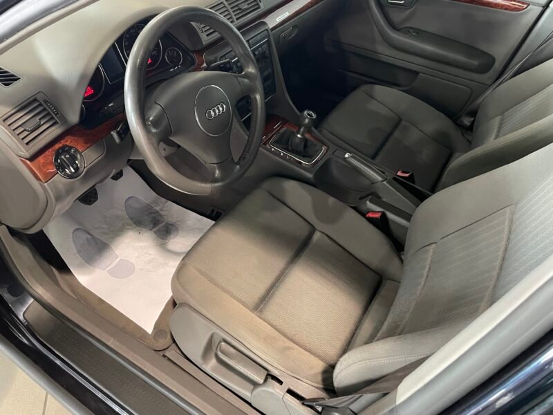 AUDI A4 1.8T QUATTRO