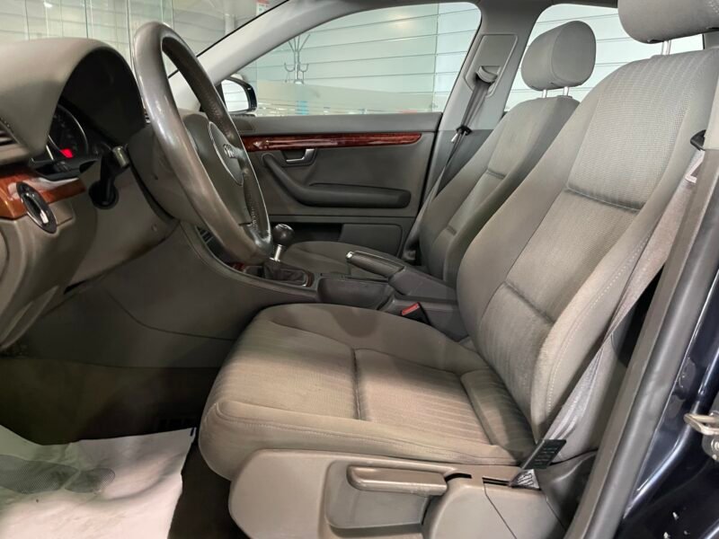 AUDI A4 1.8T QUATTRO