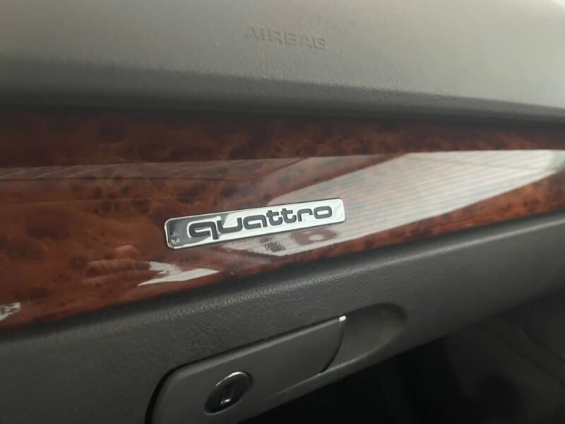 AUDI A4 1.8T QUATTRO