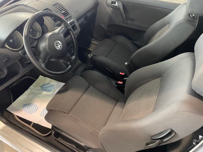 VOLKSWAGEN POLO 1.4