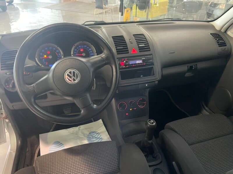 VOLKSWAGEN POLO 1.4