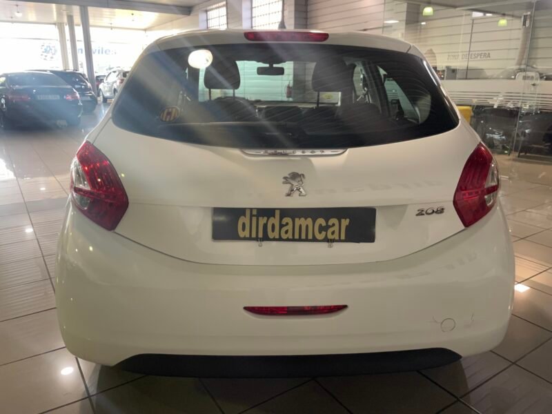PEUGEOT 208 1.4 HDI